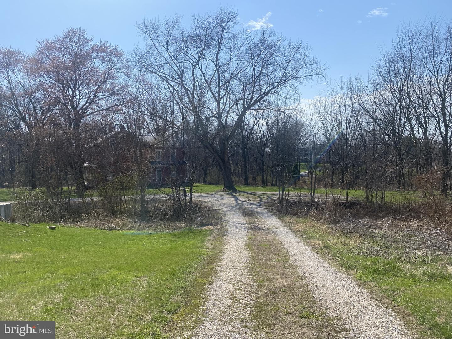 3230 Pebble Run Drive photo 13
