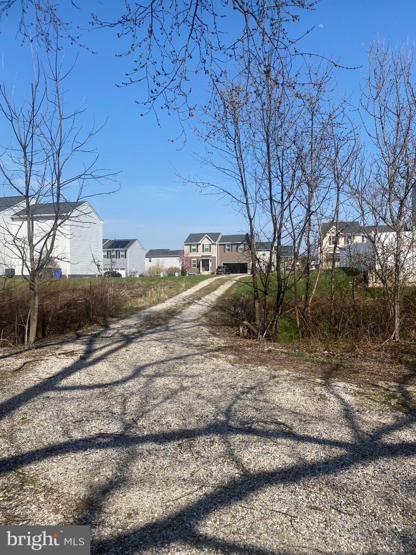3230 Pebble Run Drive photo 14