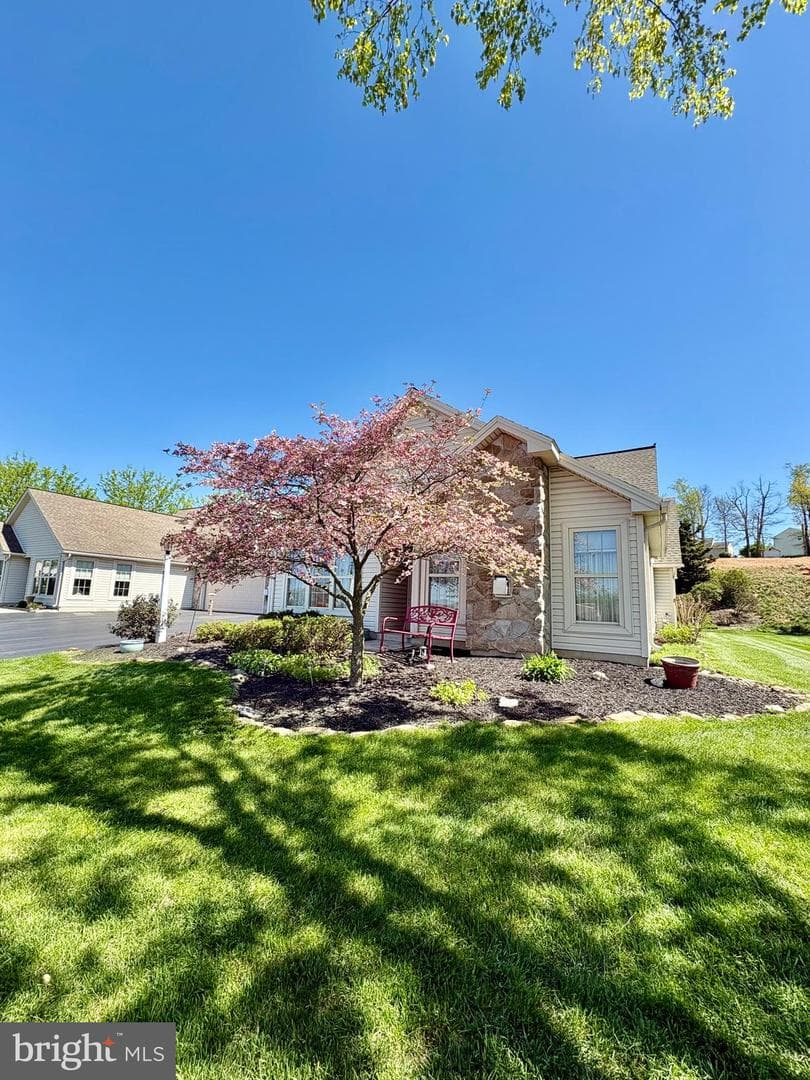 102 Heather Glen Drive photo 29