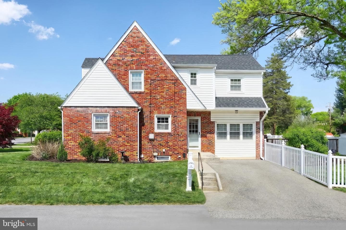 400 Edgehill Road photo 10