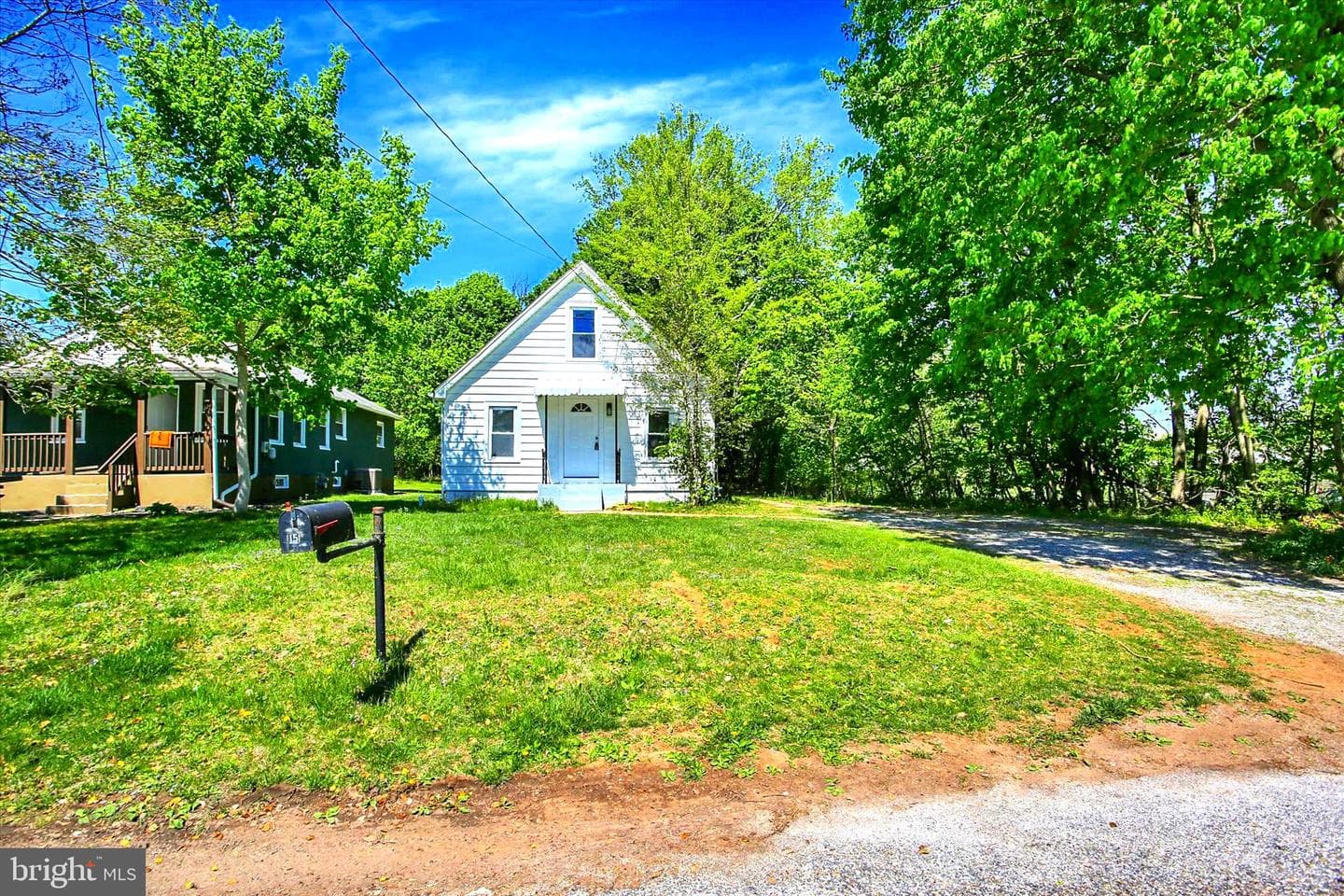15 Pear Avenue photo 2