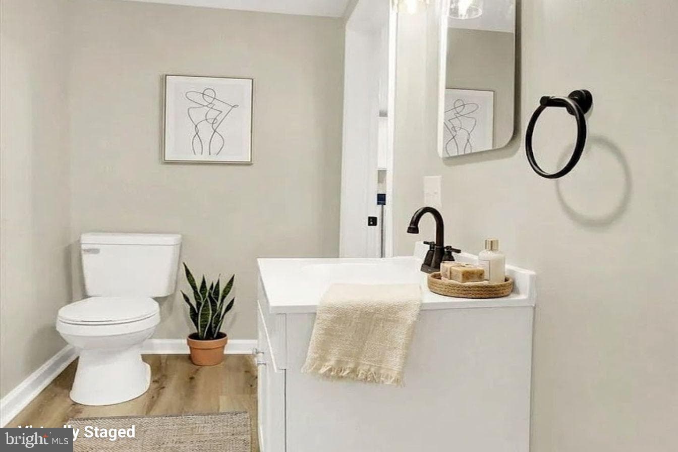 15 Pear Avenue photo 21