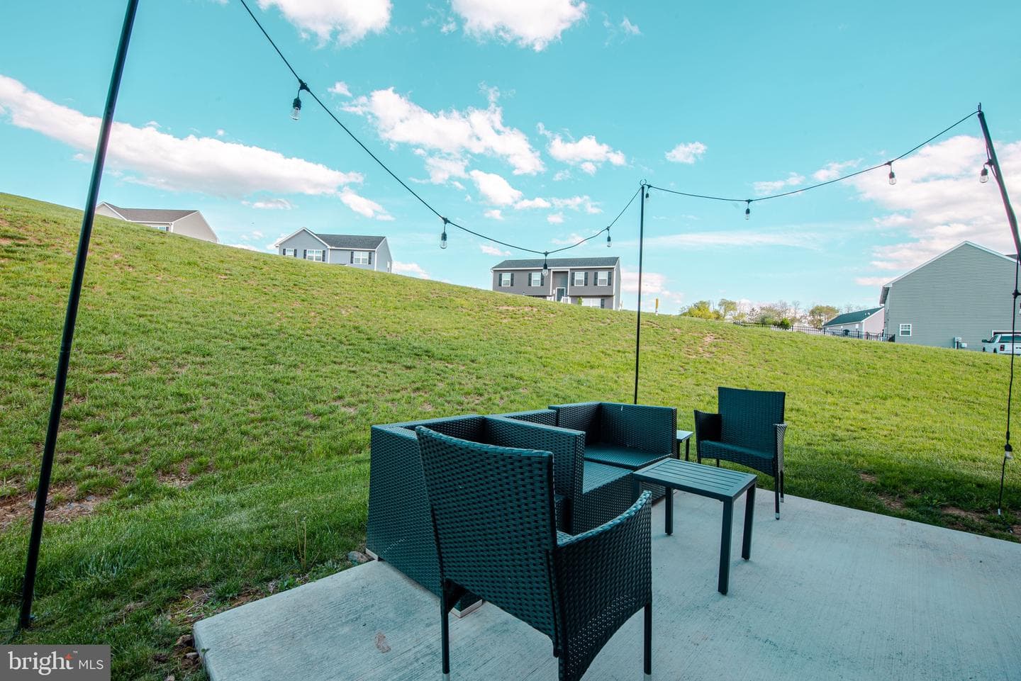 1090 Alder Court photo 7