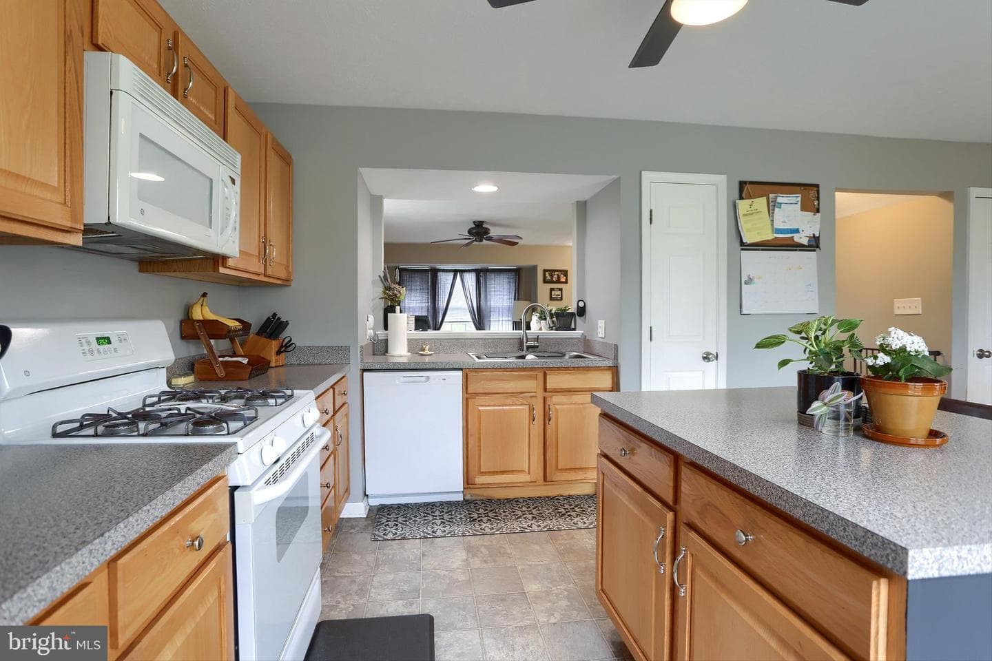 120 E Beaver Street photo 18