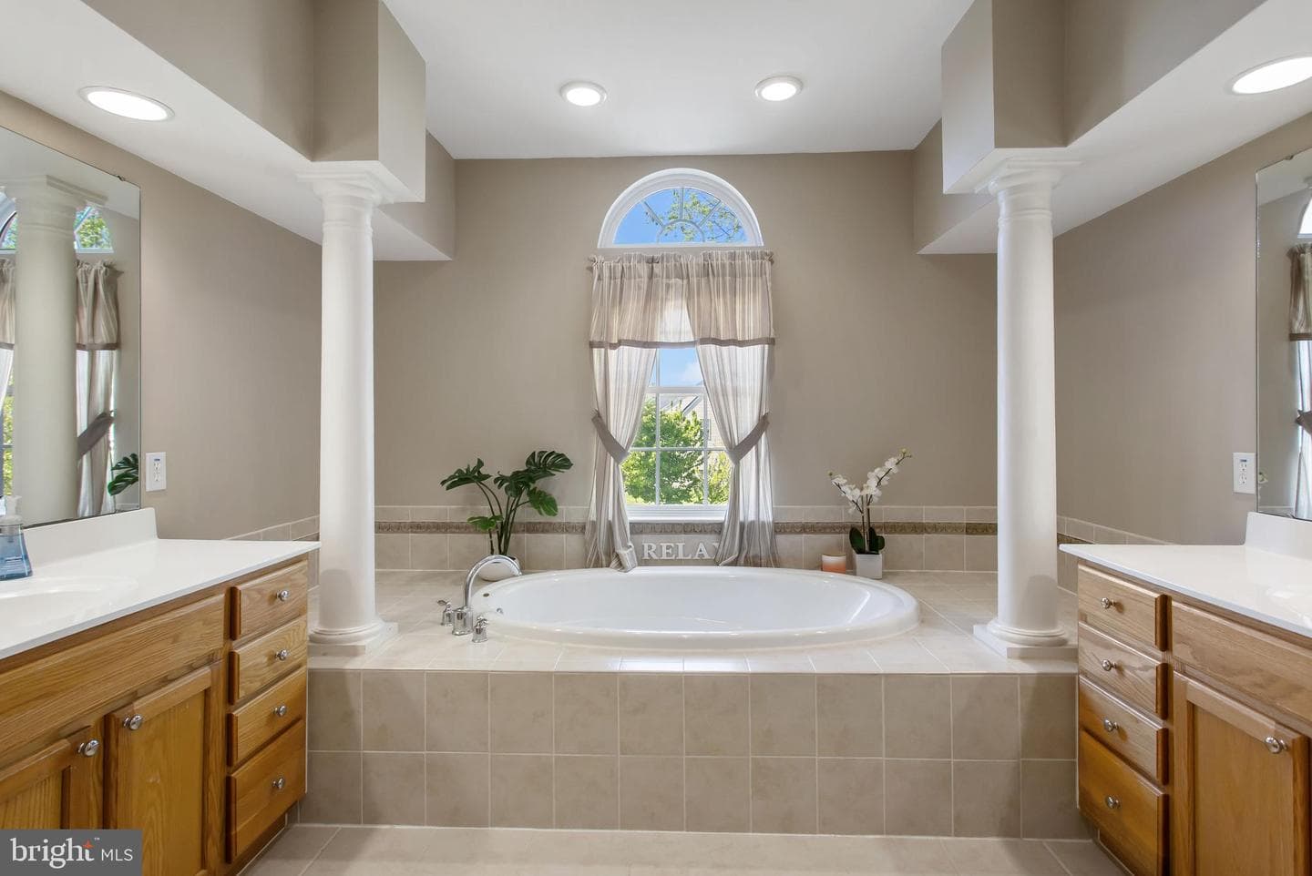 38 Firmin Way photo 34