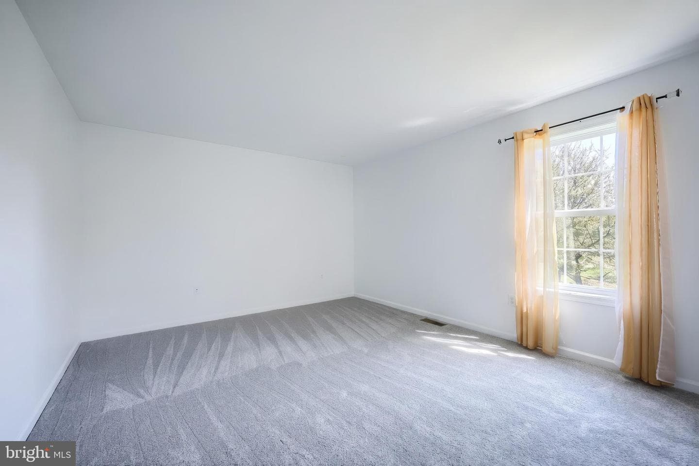 14 Barberry Court photo 23