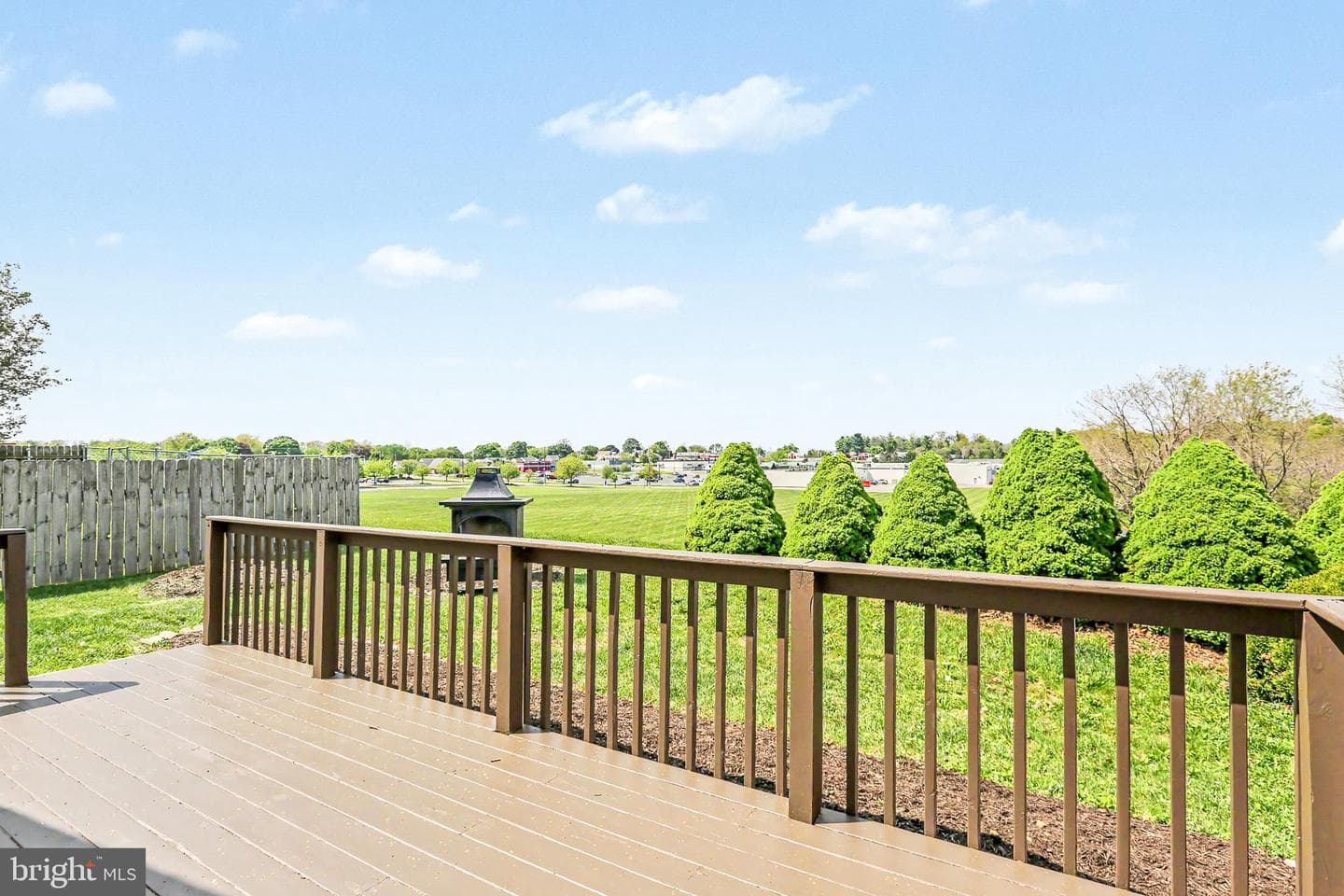 1443 Wanda Drive photo 3