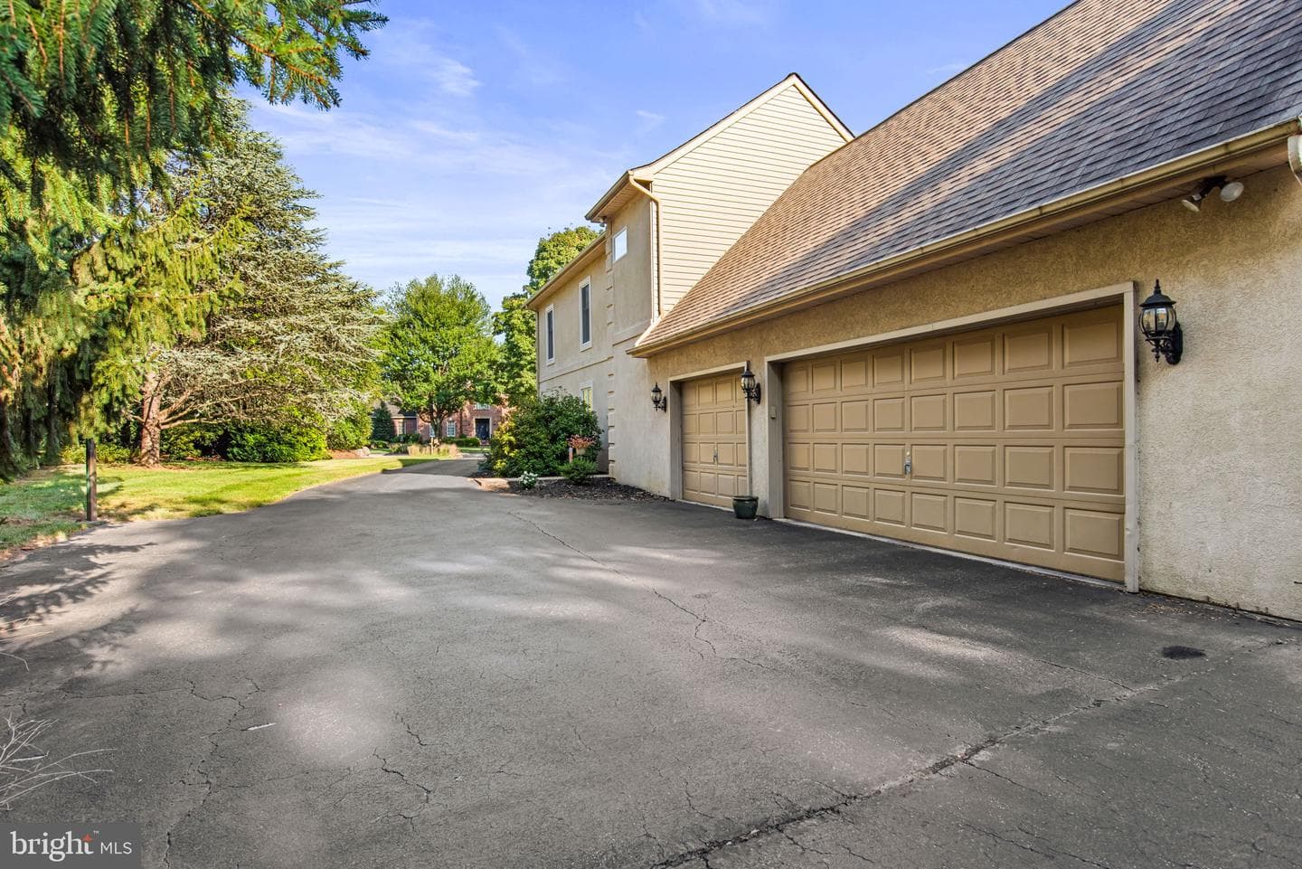 1055 Wetherburn Drive photo 51