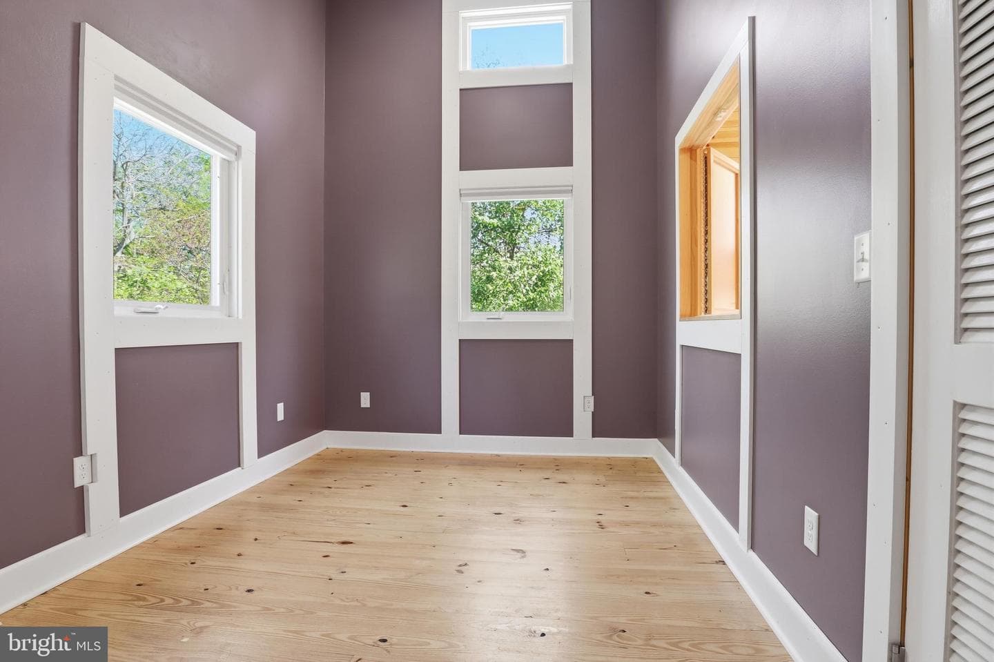 293 Grove Road photo 15