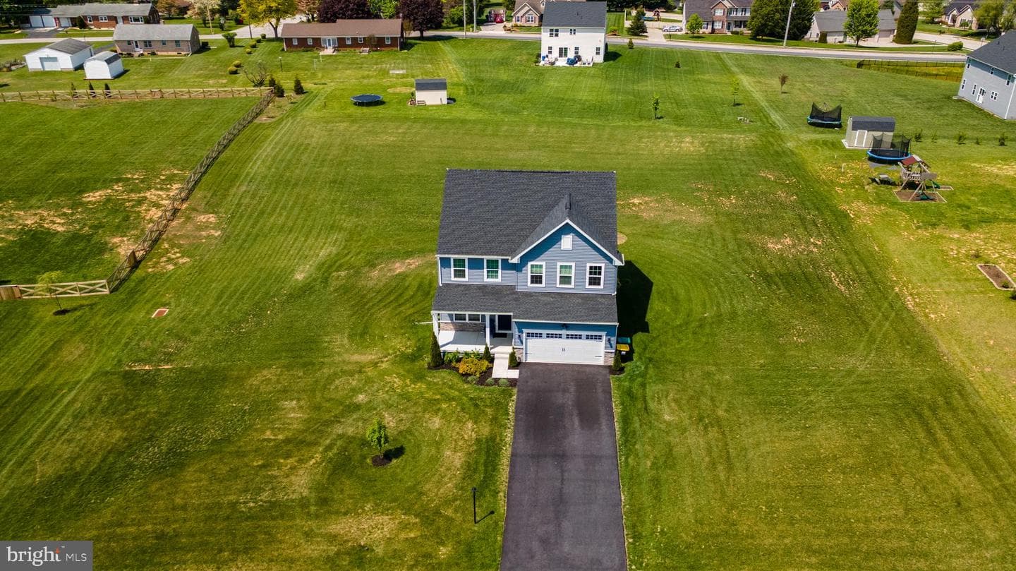 49 Winifred Drive photo 33