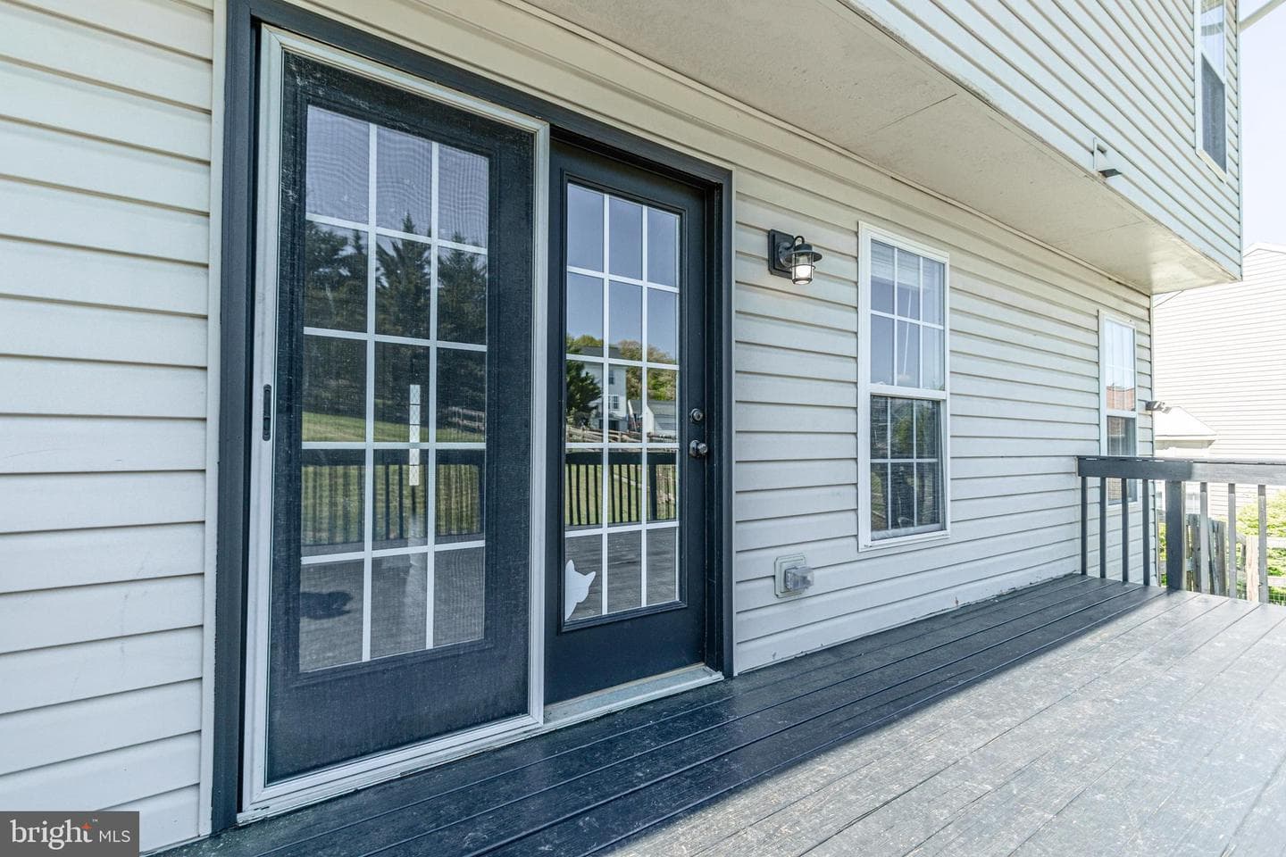 271 Courtney Court photo 42