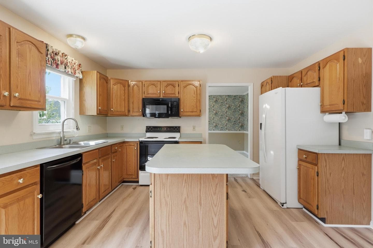 1240 Futurity Drive photo 11