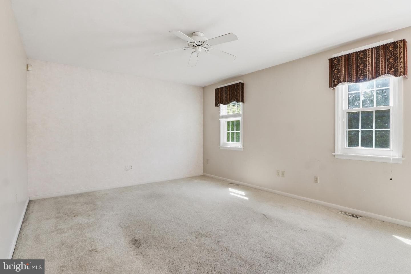 1240 Futurity Drive photo 17