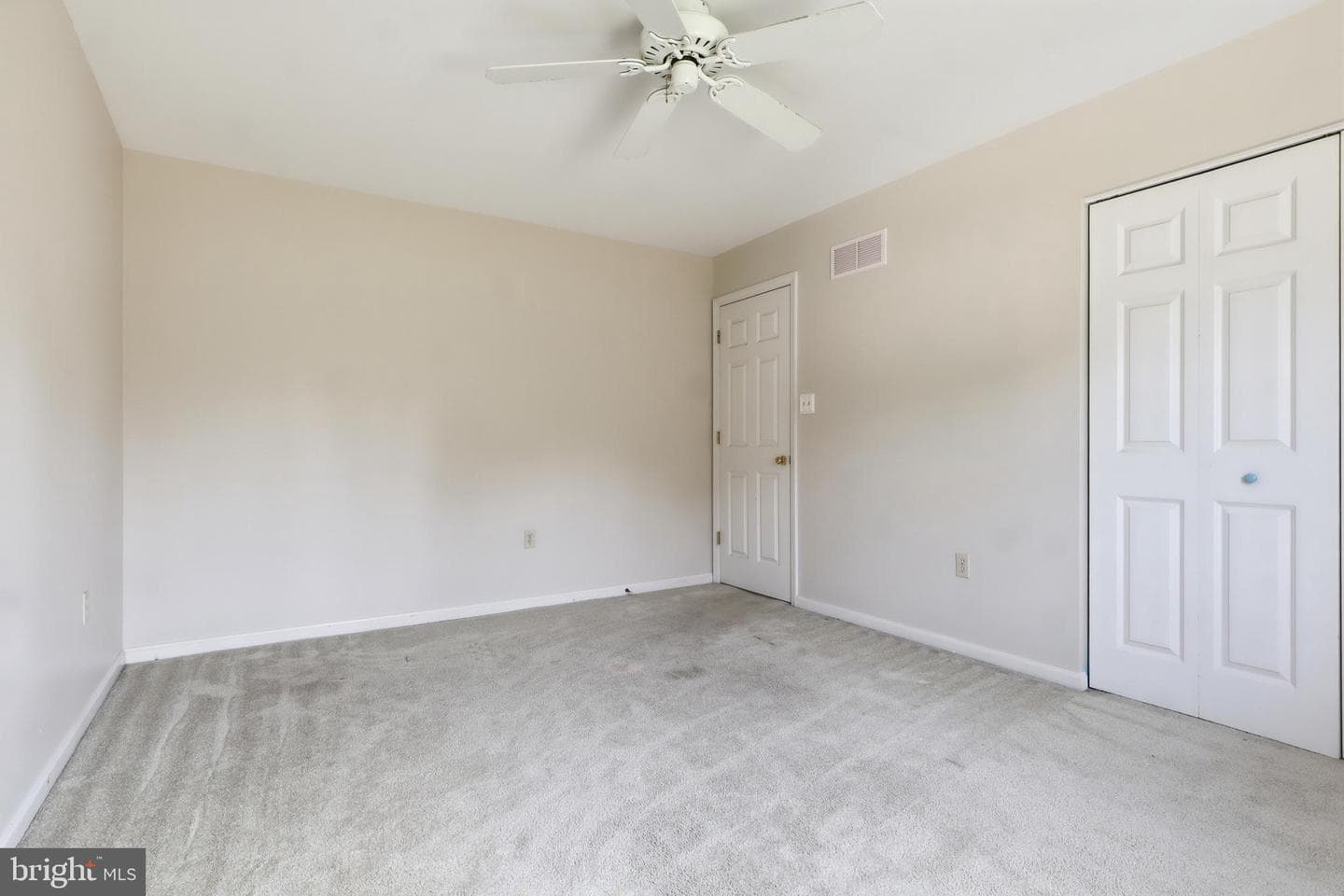 1240 Futurity Drive photo 23