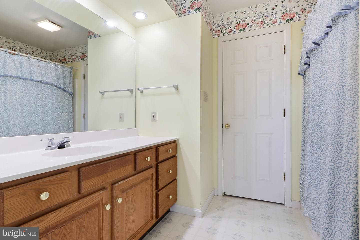 1240 Futurity Drive photo 24