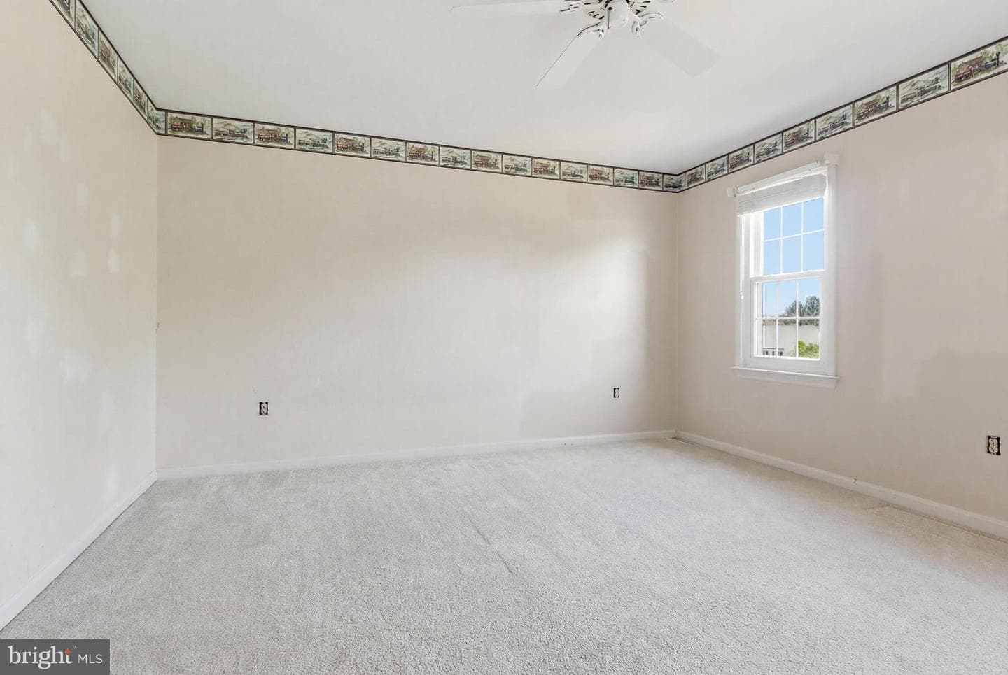 1240 Futurity Drive photo 26