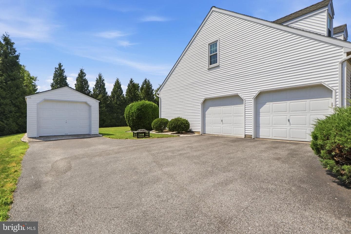 1240 Futurity Drive photo 47