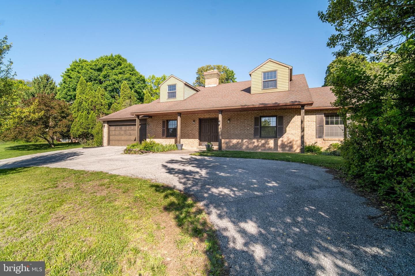 2020 Alcott Road photo 2