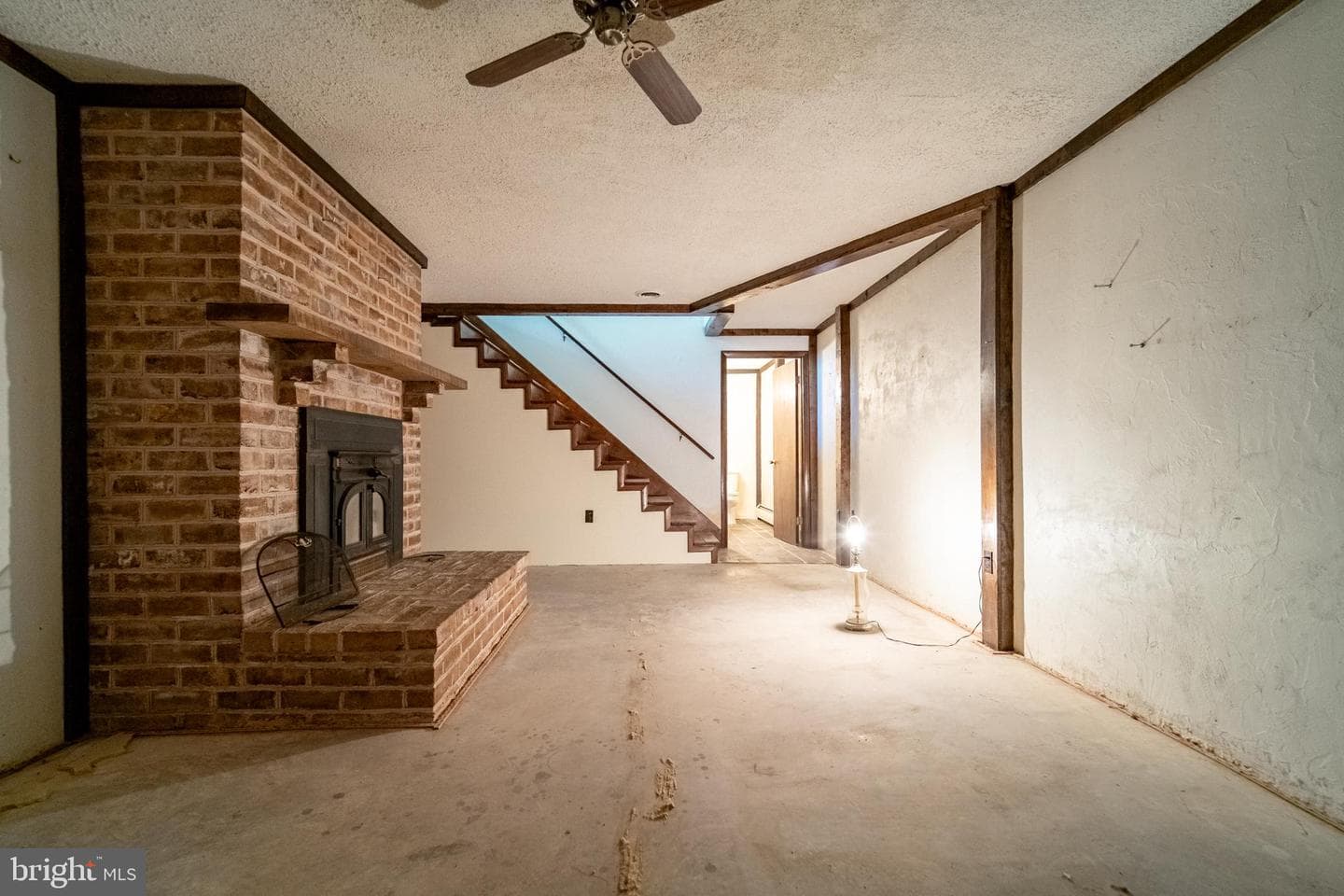 2020 Alcott Road photo 28