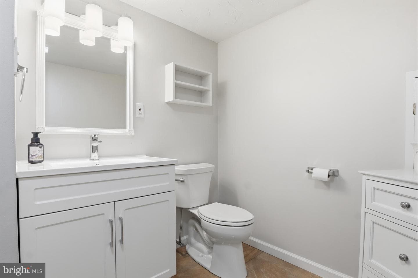 1335 Murifield Drive photo 57