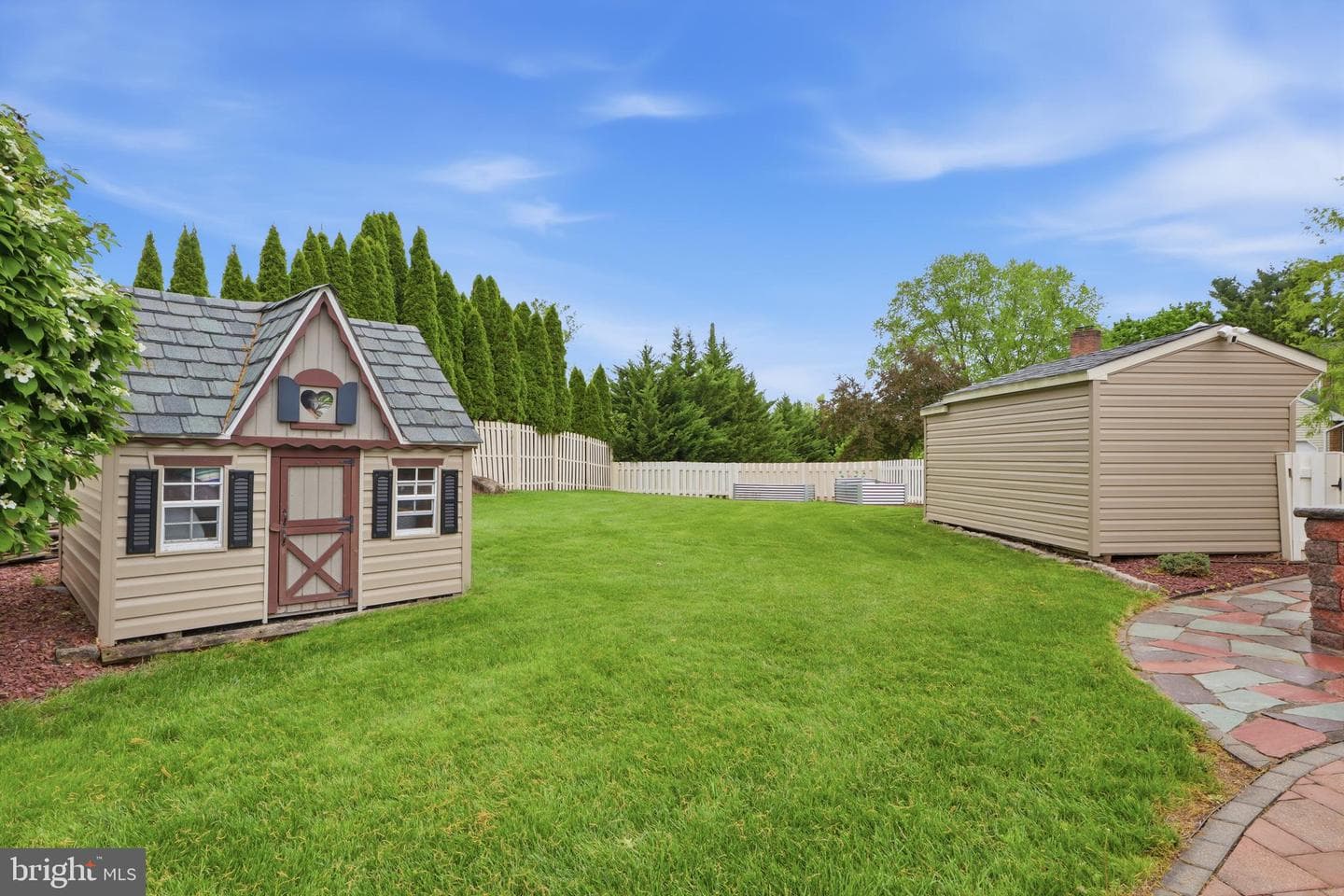 1335 Murifield Drive photo 68