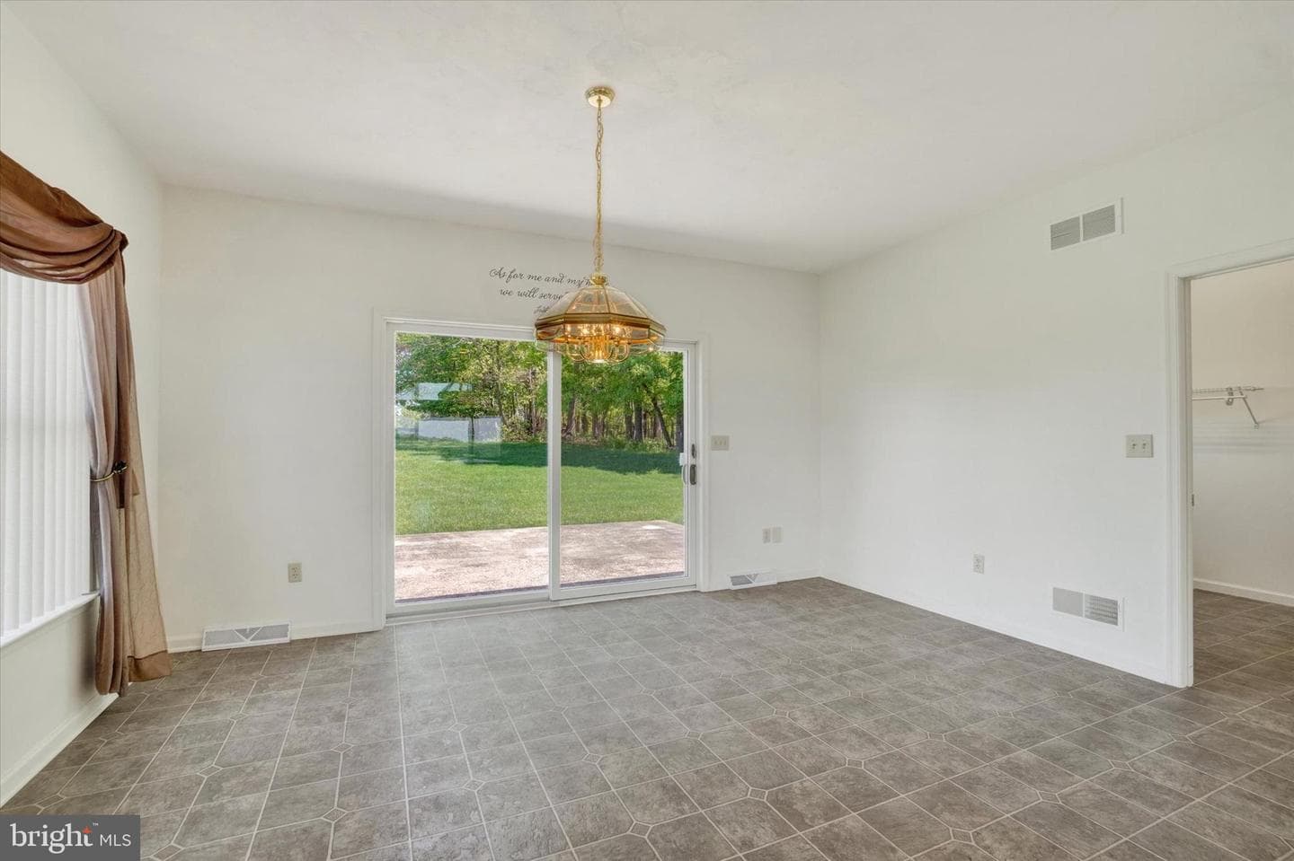 4192 Evergreen Rd photo 23