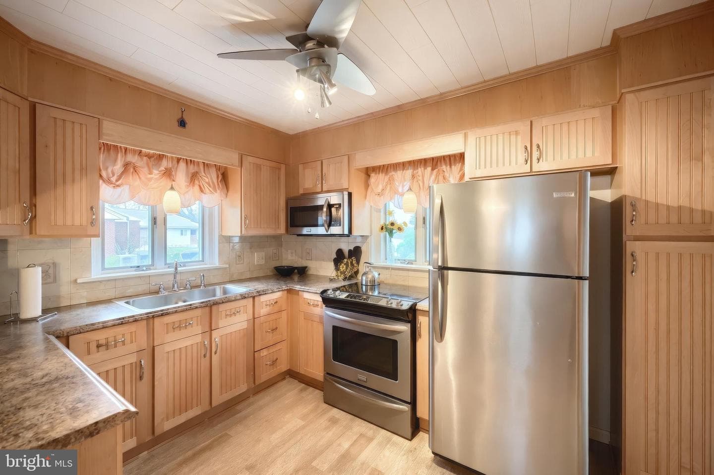 824 Grandview Road photo 15