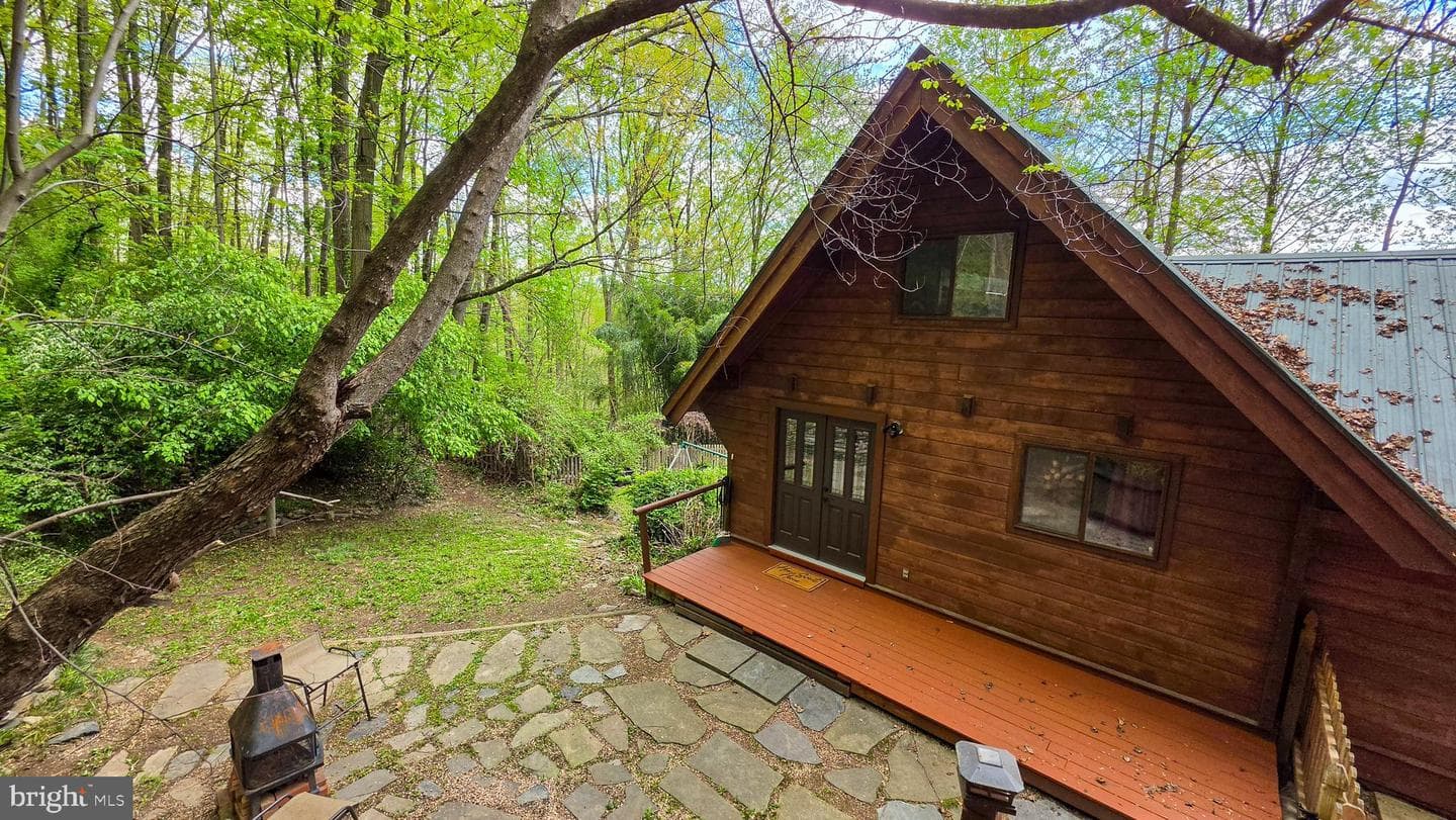 3548 Ridge Road photo 4