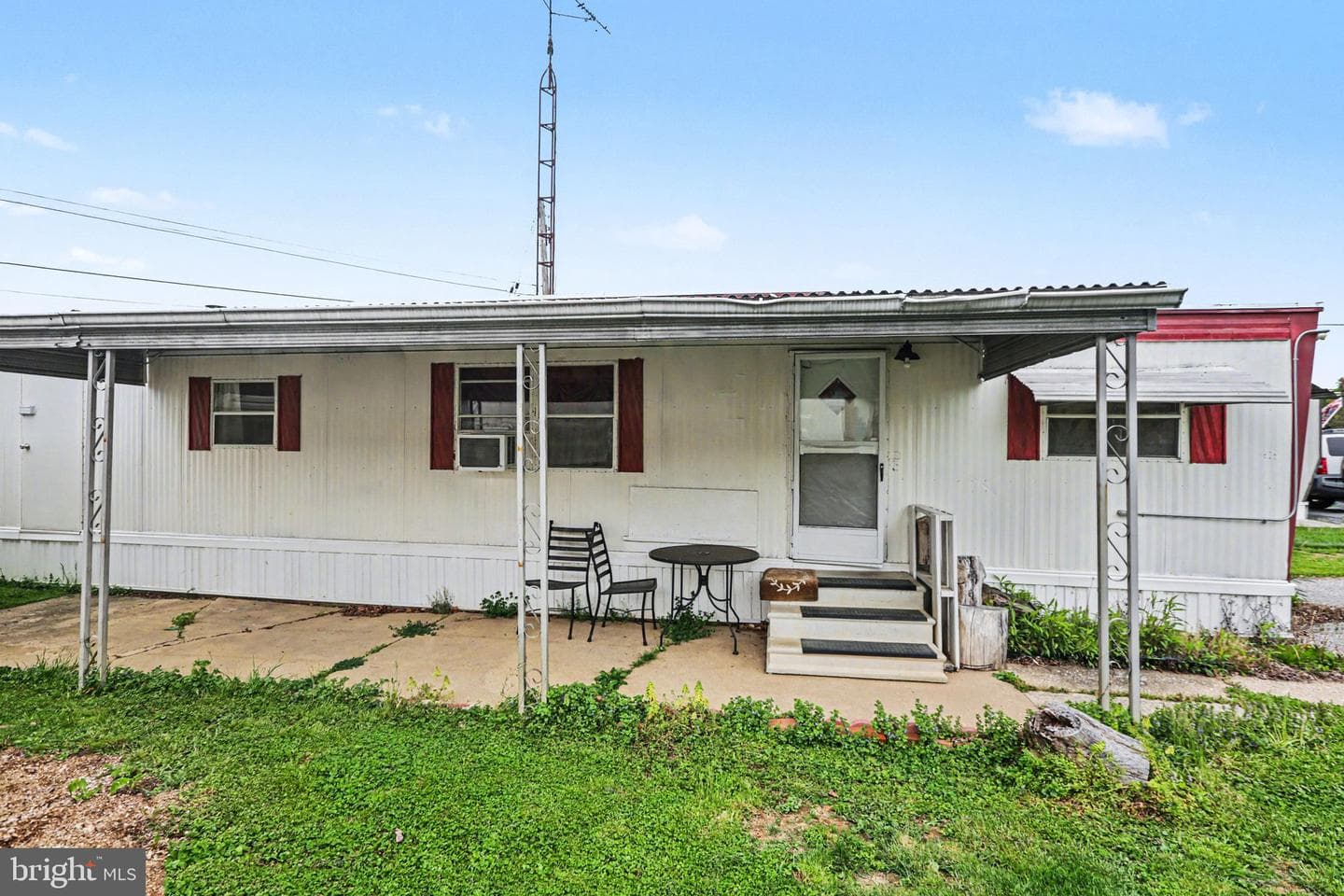 509 Middleview Drive photo 1