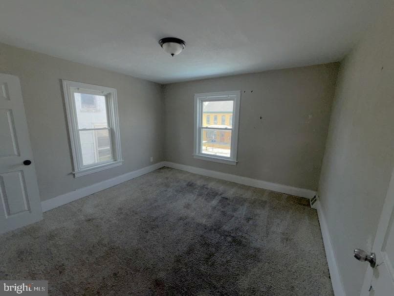 550 Baltimore Street photo 11