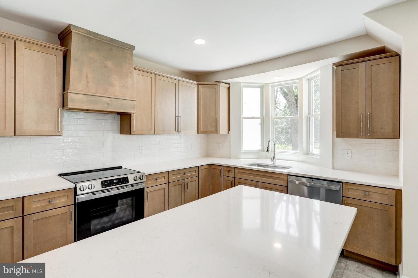 2 N Landvale Street photo 14