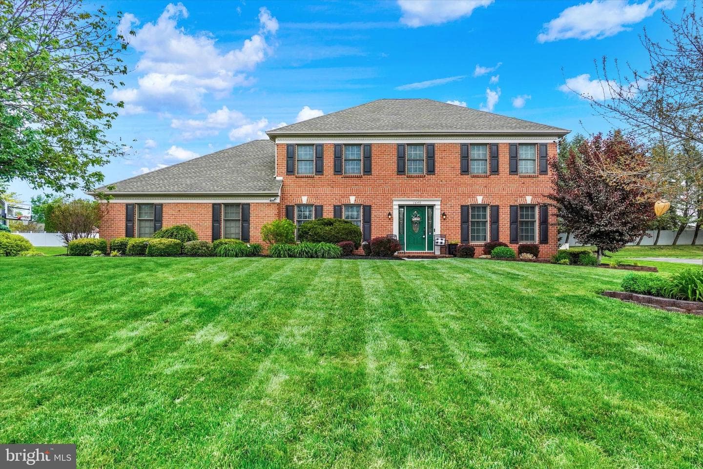 1649 Lilac Road photo 1