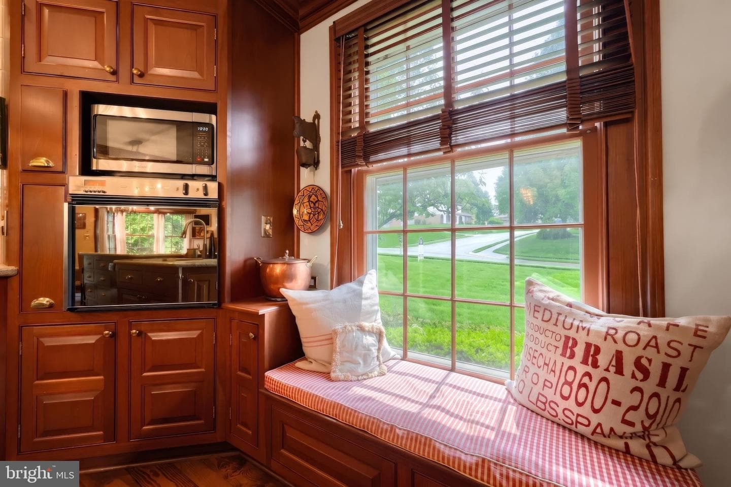 3220 Round Hill Road photo 28