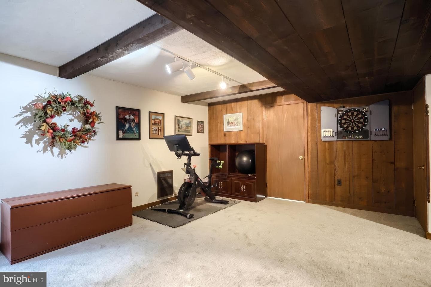 3220 Round Hill Road photo 49