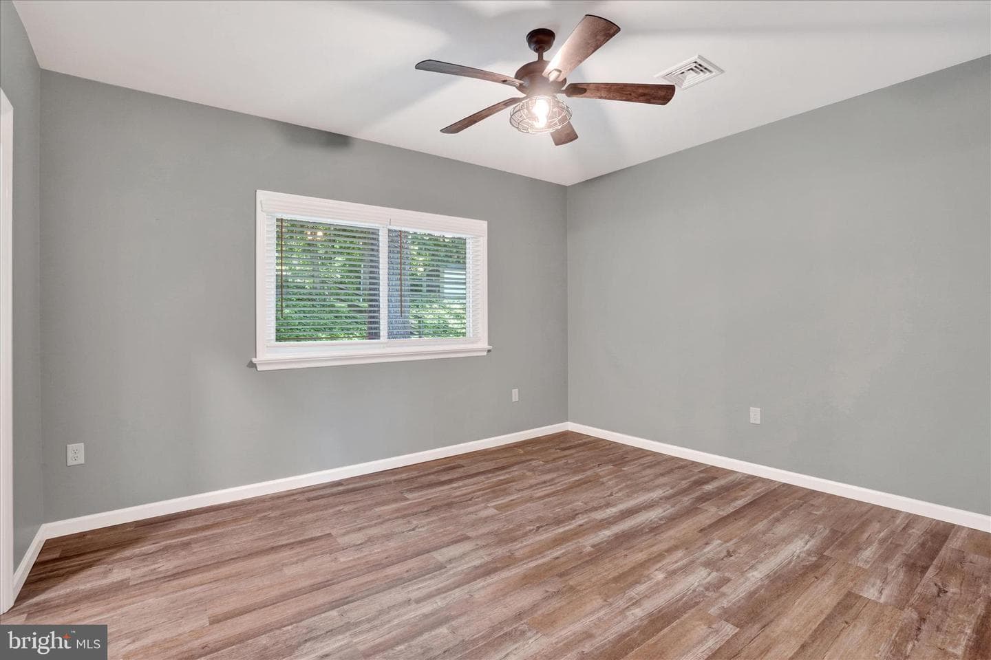 1542 Bonbar Road photo 19
