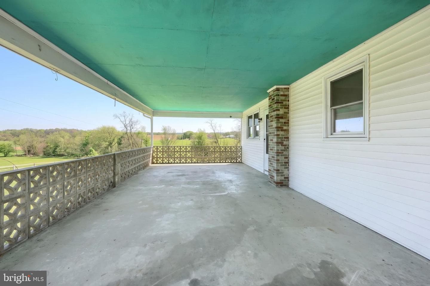 4834 E Prospect Road photo 14