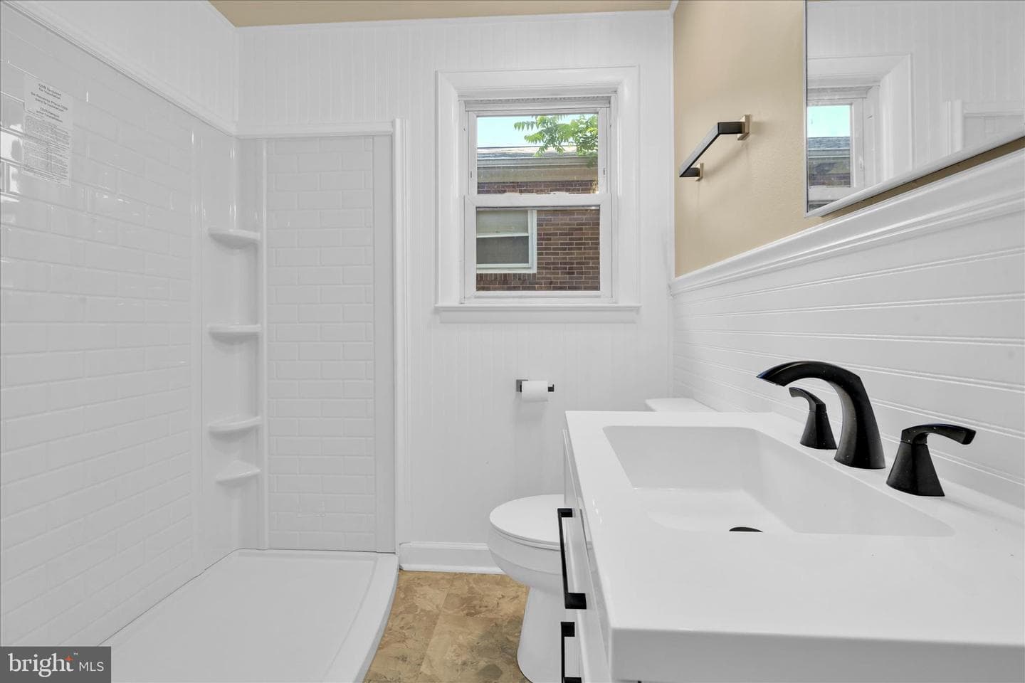 308 E Springettsbury photo 21