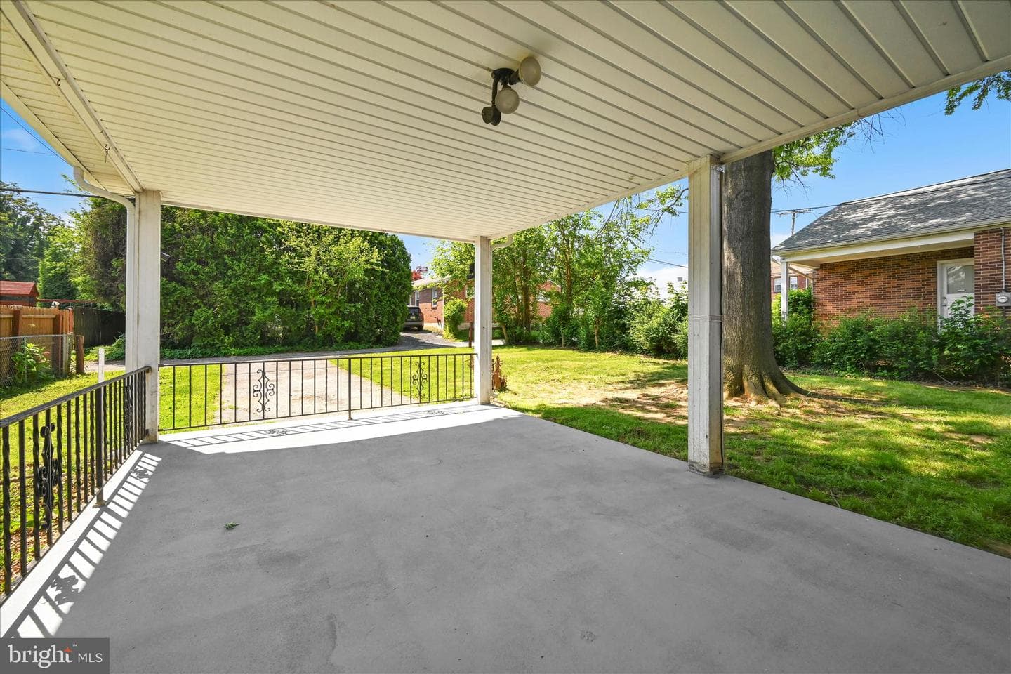 308 E Springettsbury photo 28
