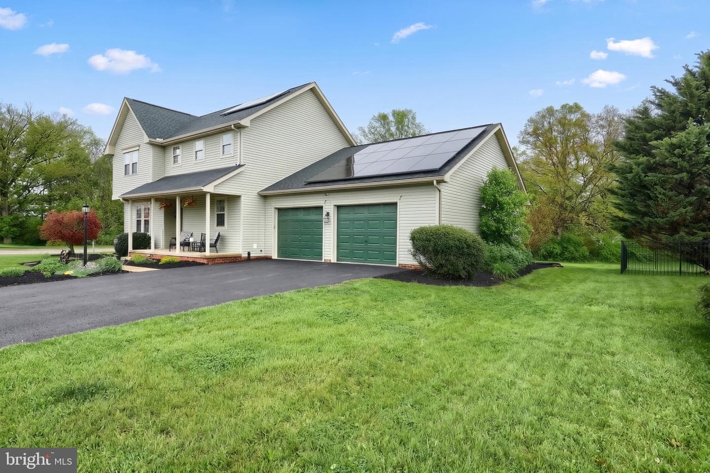 132 White Fence Lane photo 4