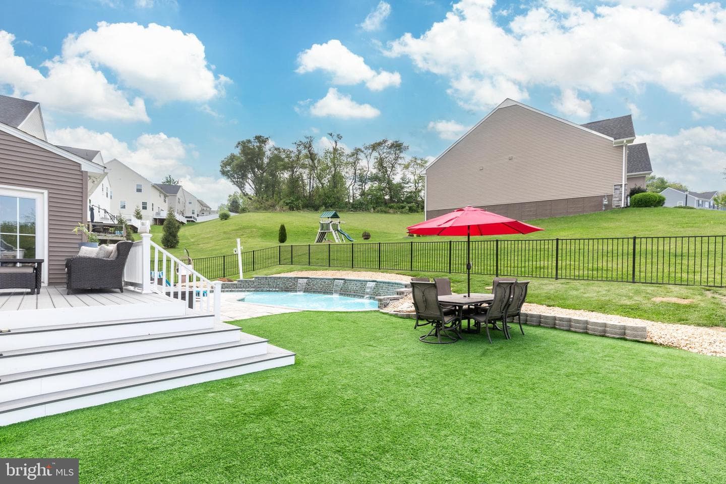 36 Rockdale Drive photo 45
