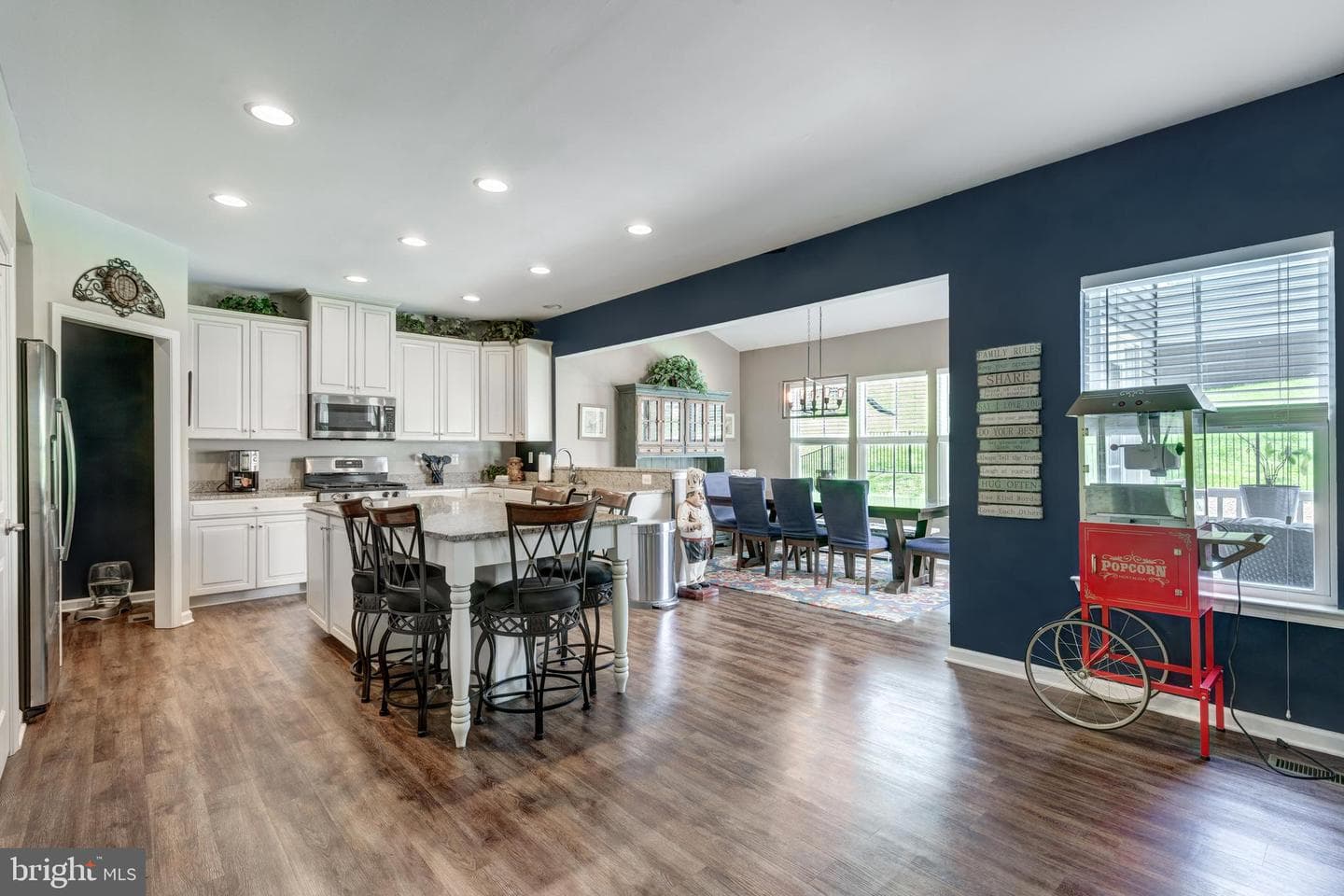 36 Rockdale Drive photo 6