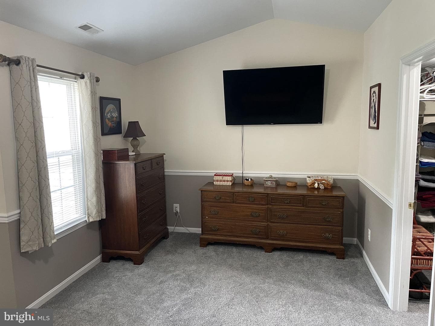 390 Bruaw Drive photo 26