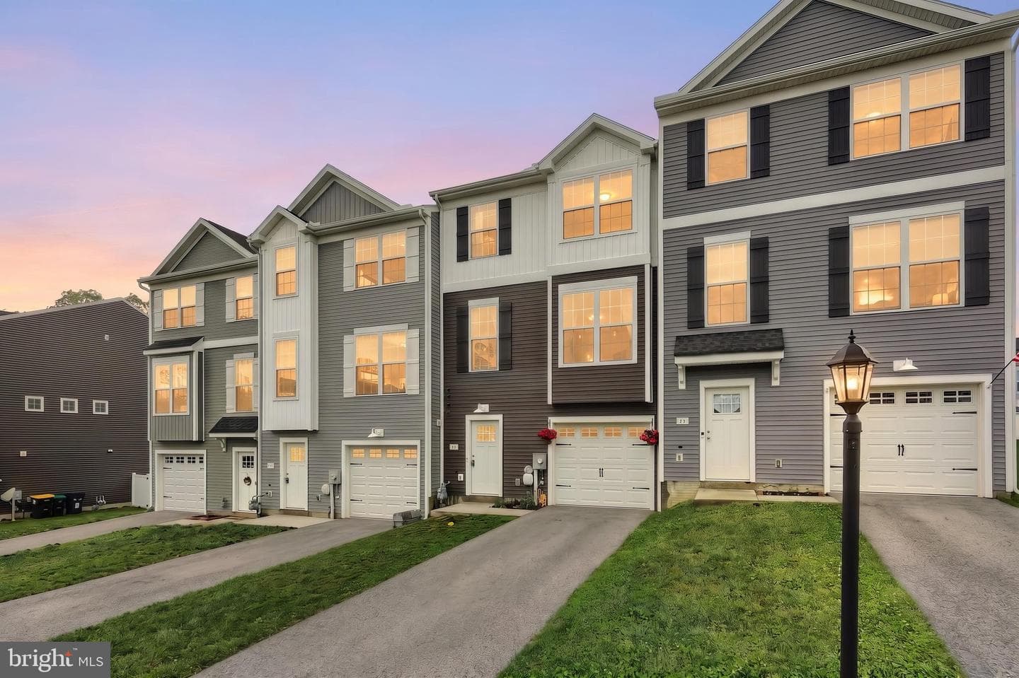 63 Overlook Dr