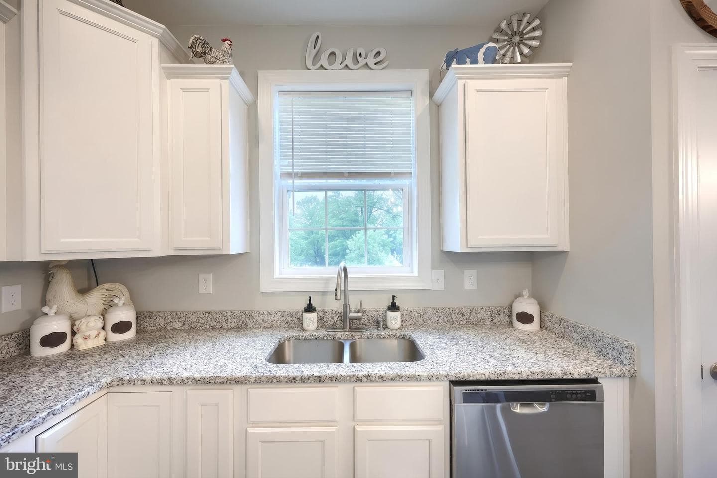 63 Overlook Dr photo 11