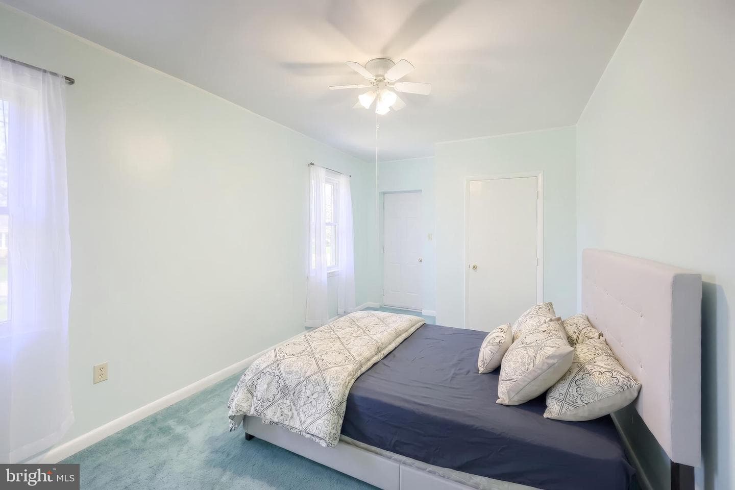 529 Thomas Street photo 10