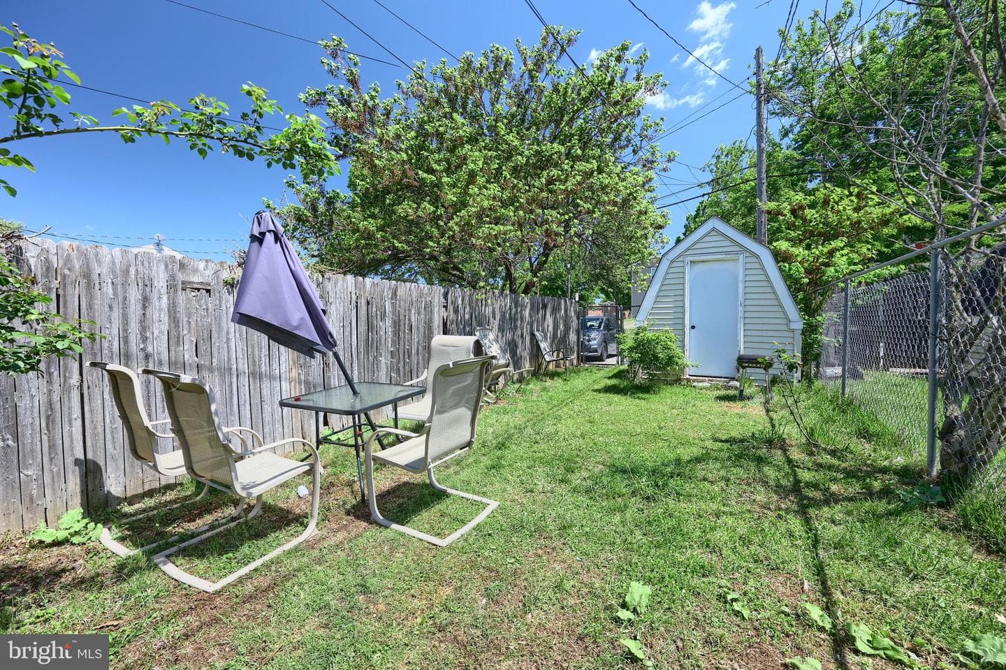529 Thomas Street photo 23
