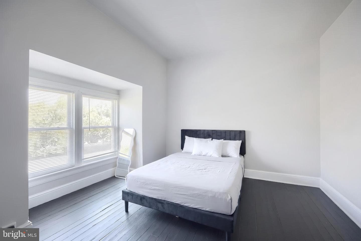58 N Tremont Street photo 13