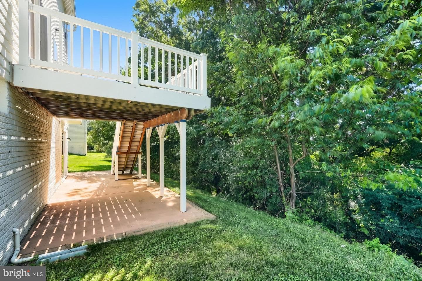 425 Lakeview Drive photo 10