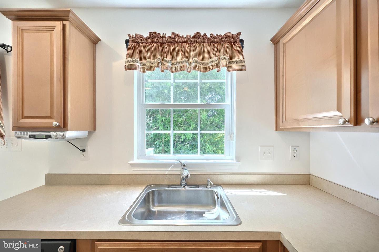 425 Lakeview Drive photo 25