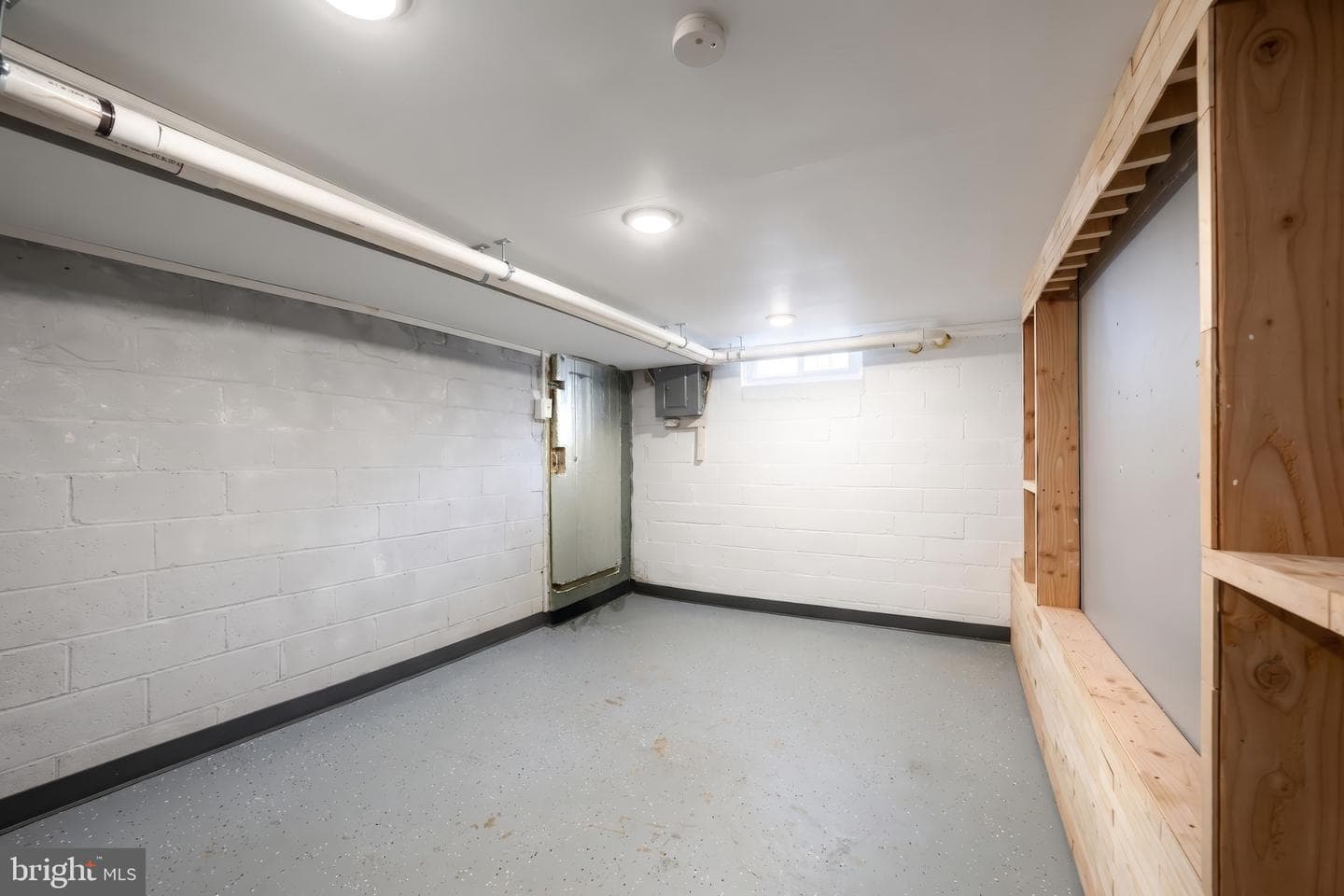 945 E Prospect Street photo 22